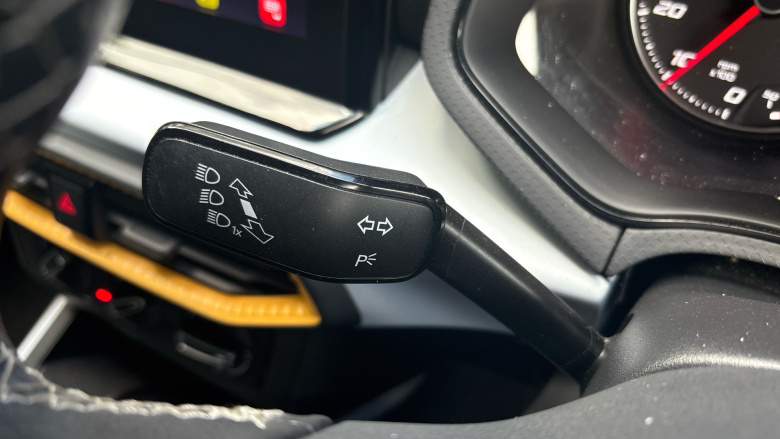 SEAT Arona 1.0 TSI SE Technology 5dr Petrol Hatchback